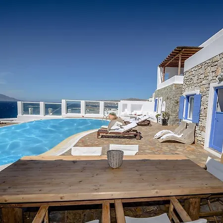 فيلة Mykonos Art *
